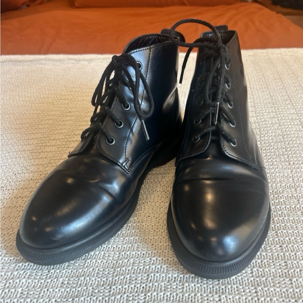 Dr. Martens Emmeline Boots